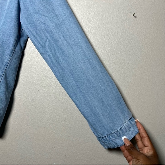 Cloth and Stone‎ Anthropologie Women Top Small Chambray Denim Light Blue Tencell - Picture 2 of 7